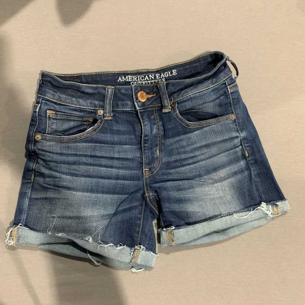 American Eagle super super stretch midi short